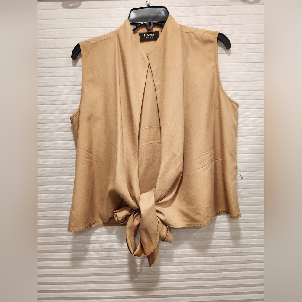 Dana Buchman Beige Sleeveless Wrap Top